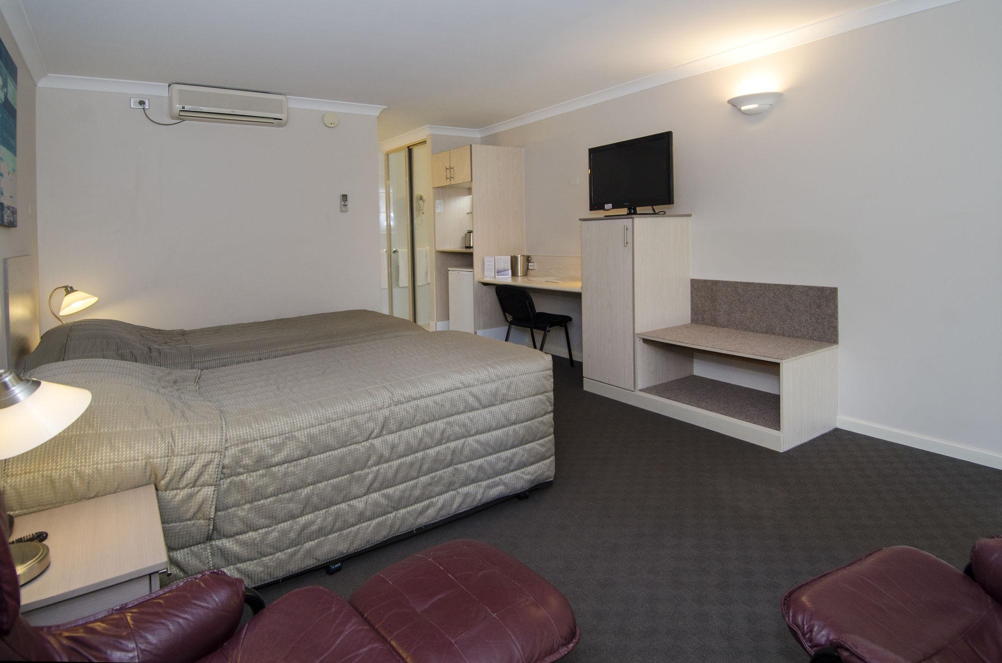 Quality Inn Railway Motel Калгурли Экстерьер фото