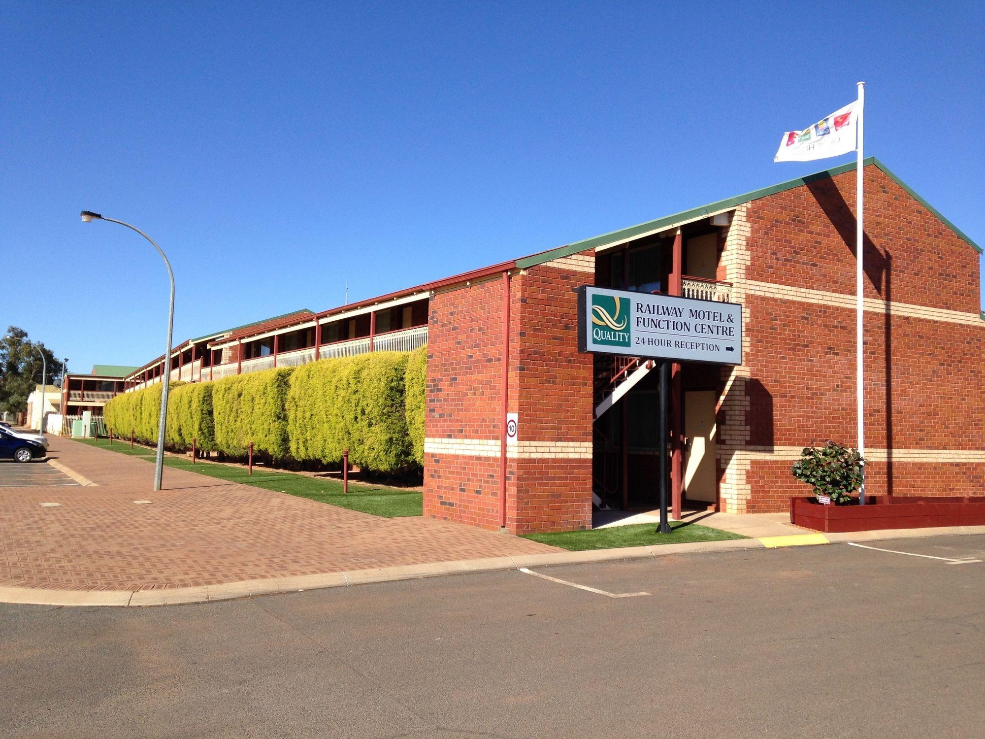 Quality Inn Railway Motel Калгурли Экстерьер фото