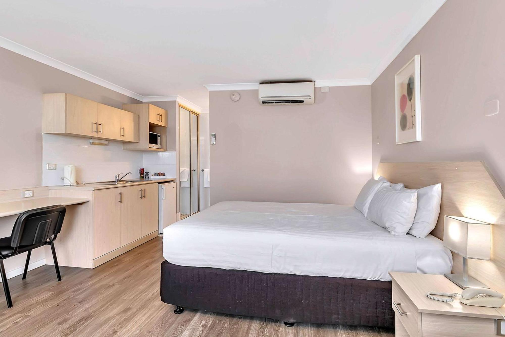 Quality Inn Railway Motel Калгурли Экстерьер фото