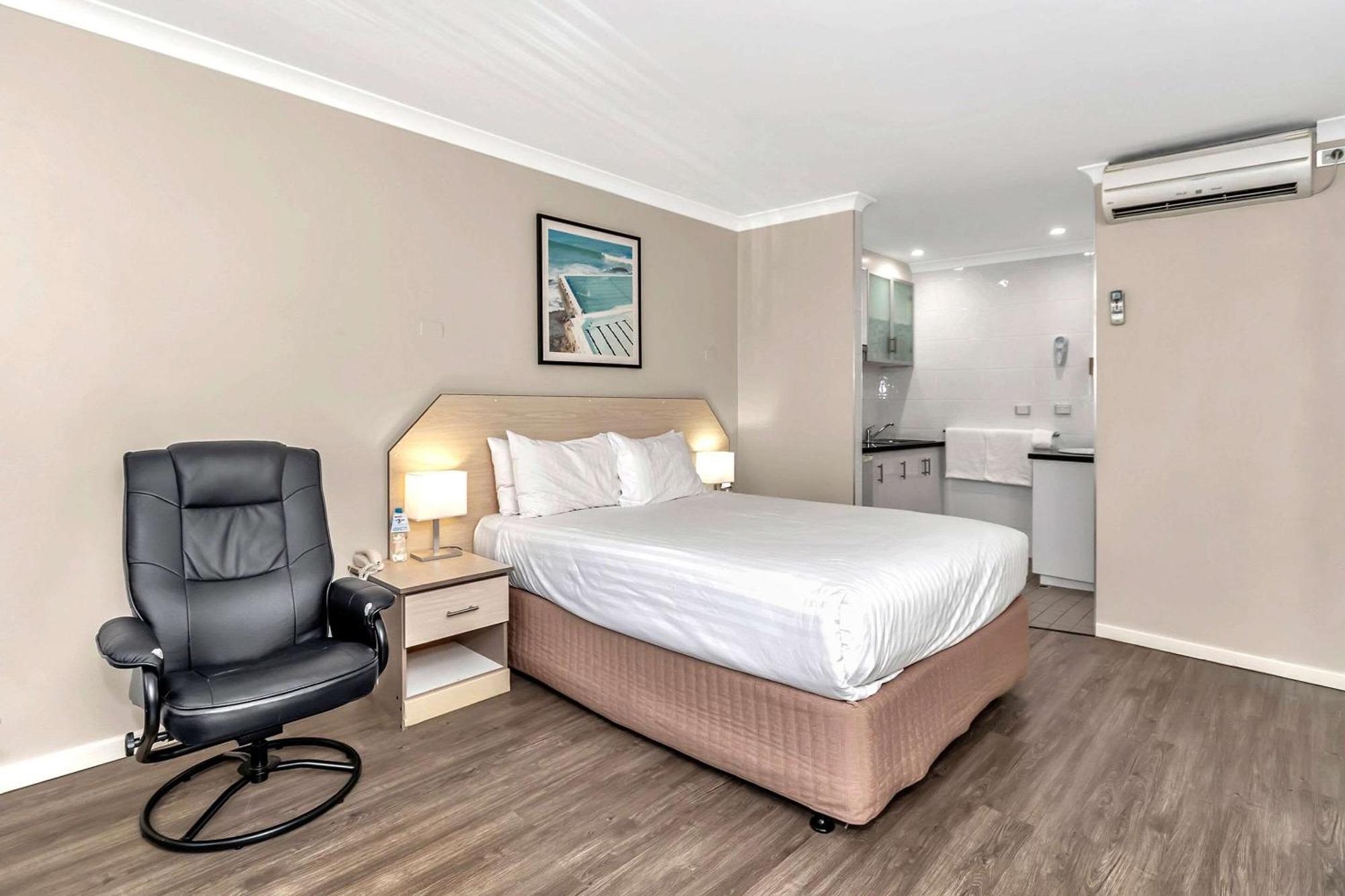 Quality Inn Railway Motel Калгурли Экстерьер фото